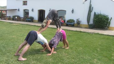 AcroYoga